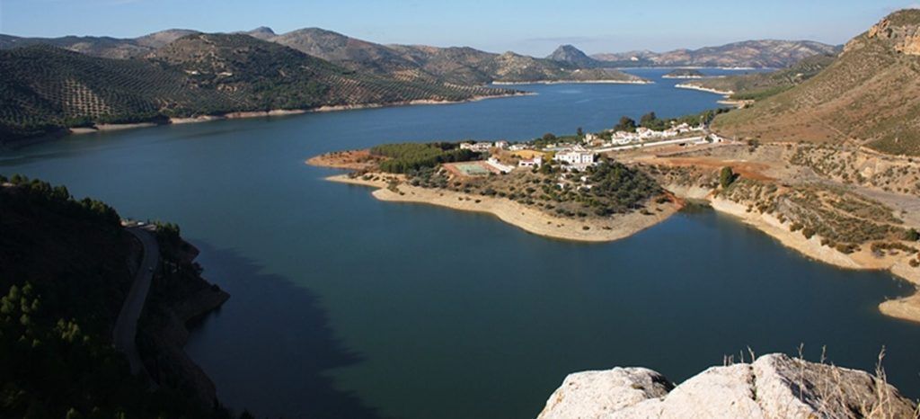Iznájar natural pool