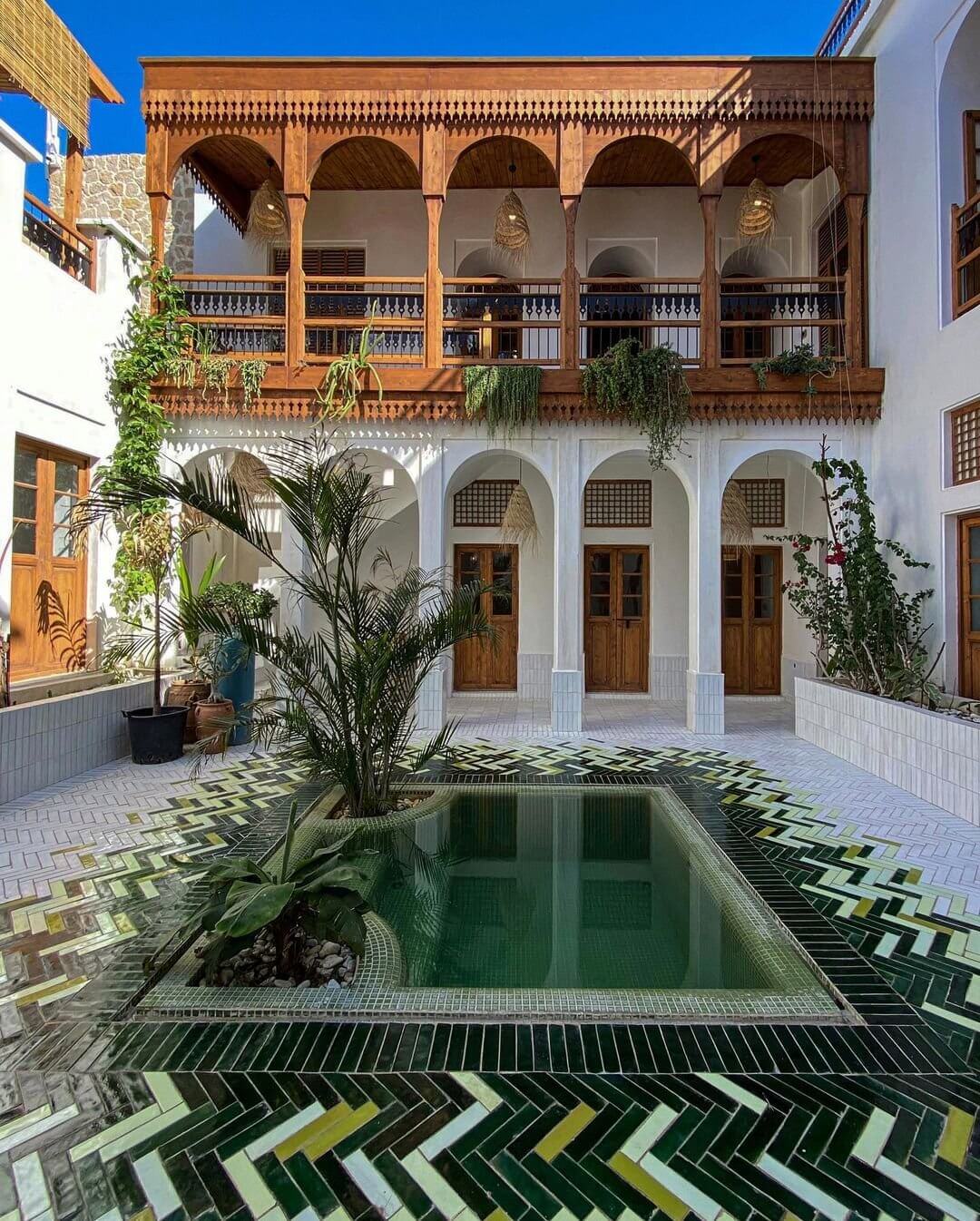 Green Mansion in Bushehr Irán 1