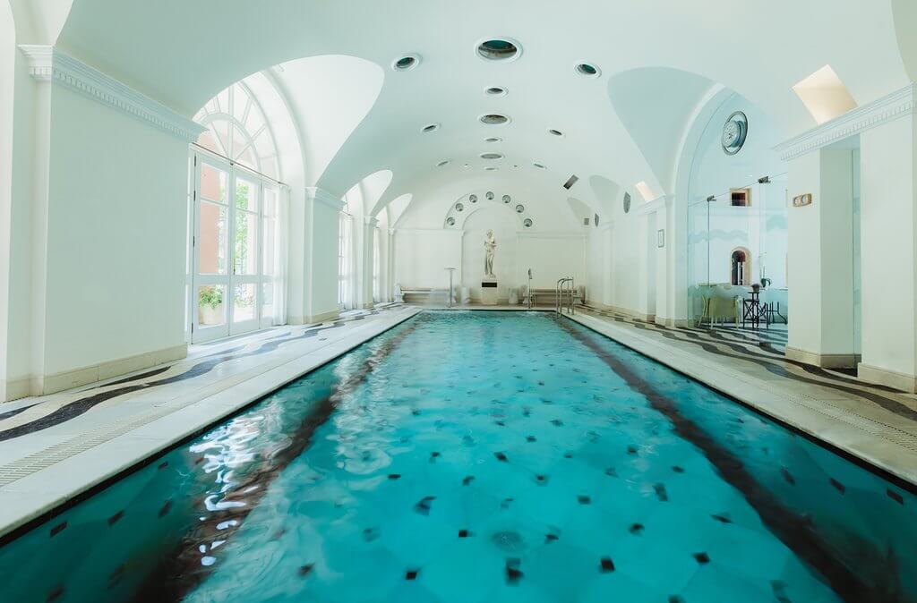 Piscina climatizada Hotel Villa Padierna Marbella