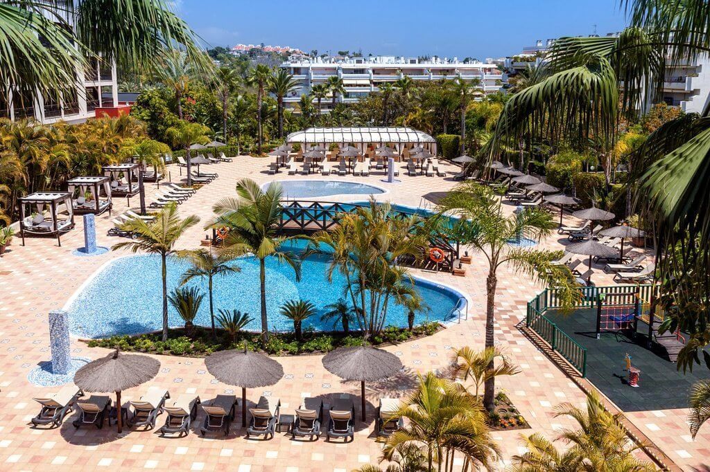 Piscina del Hotel Barceló en Marbella