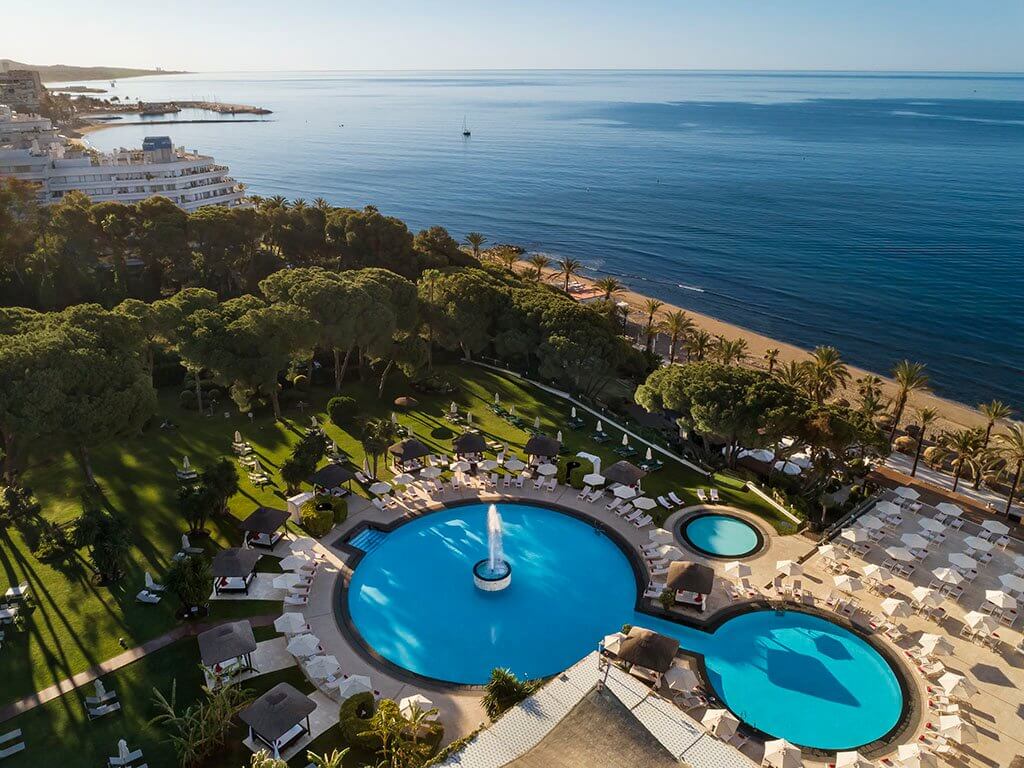 Piscina del Hotel Don Pepe en Marbella