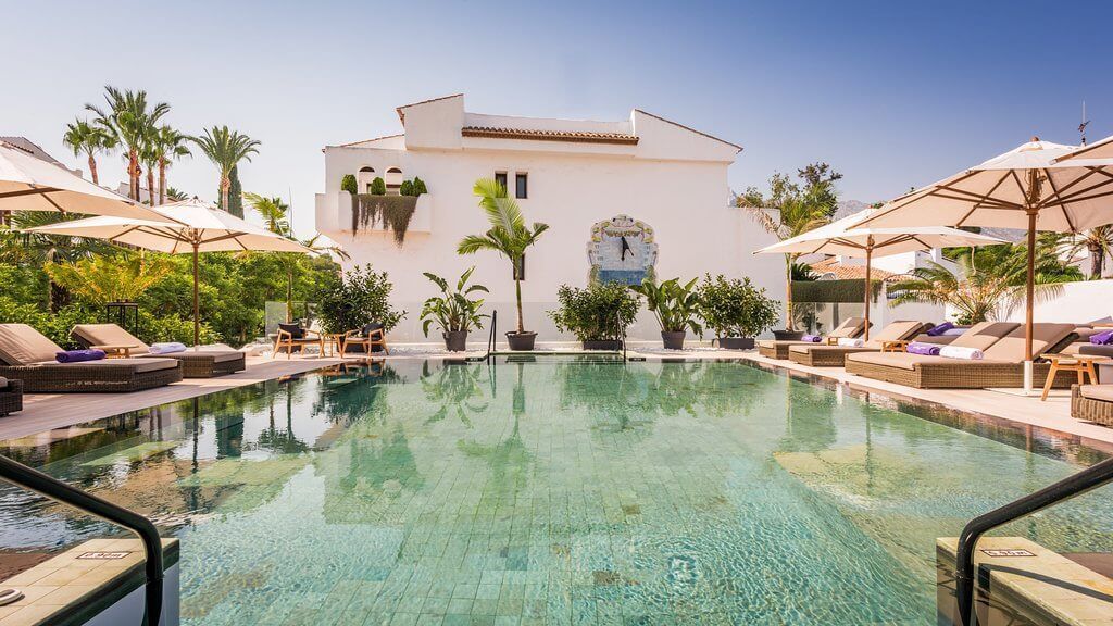 Piscina del Hotel Nobu Marbella