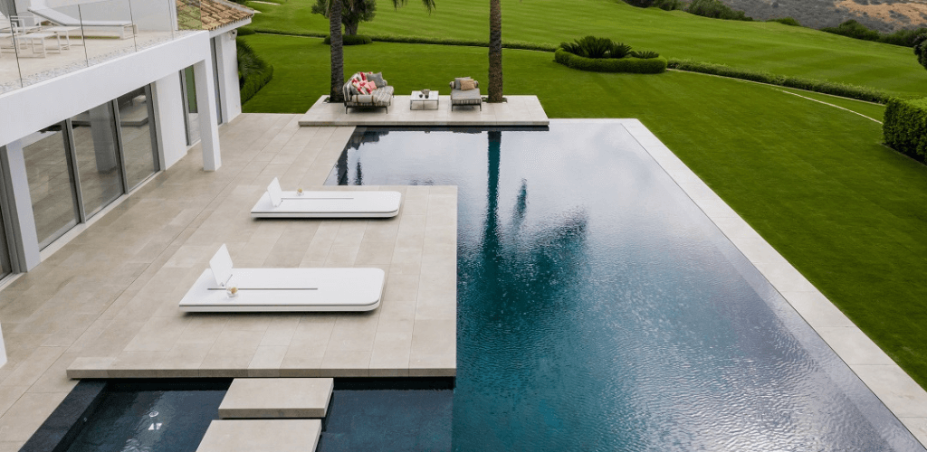 how to decide the location of a swimming pool