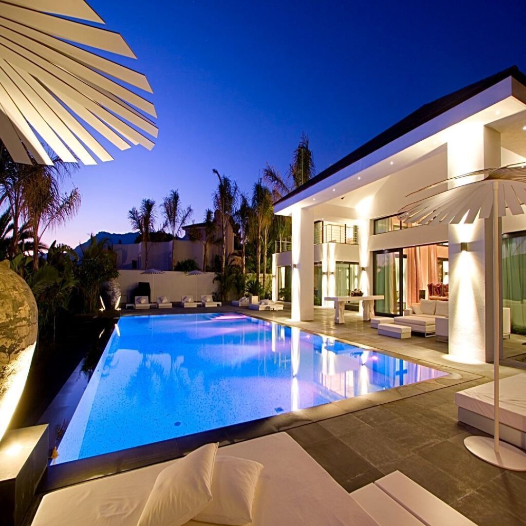 Colores para piscinas modernas