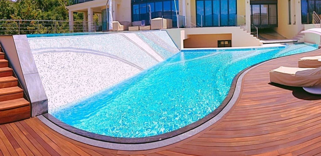 cuándo hacer una piscina a medida