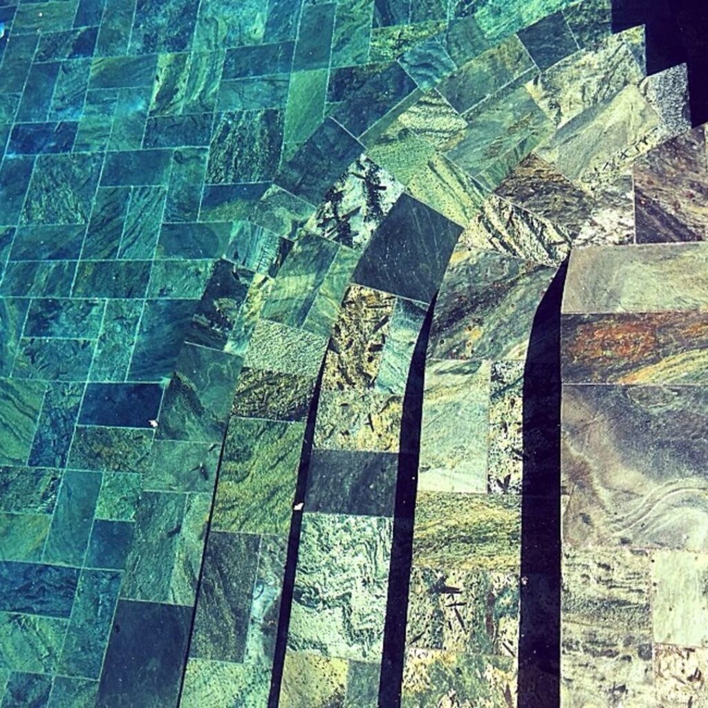 escaleras para piscina proyecto GodoPools