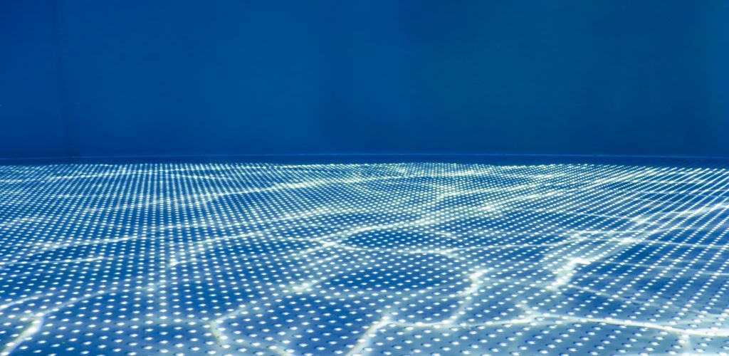 piscina con fondo de acero