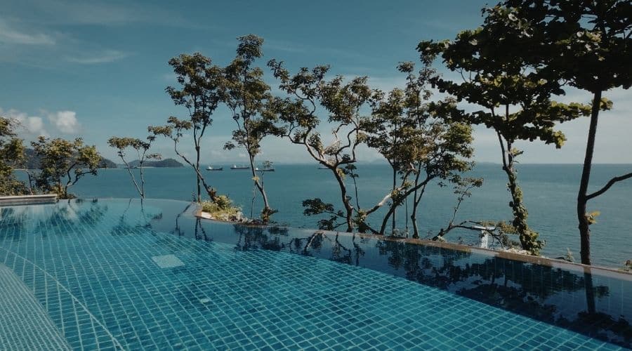 Premium infinity pool materials for a mirror finish