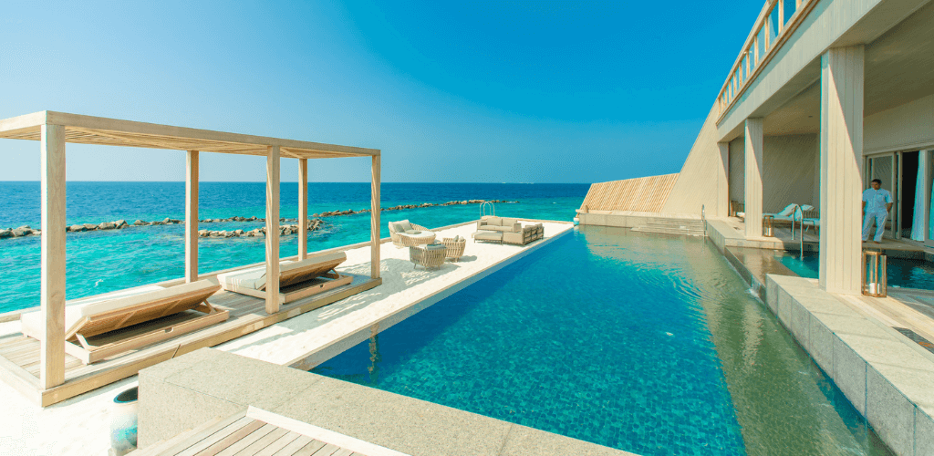 how to orient a pool