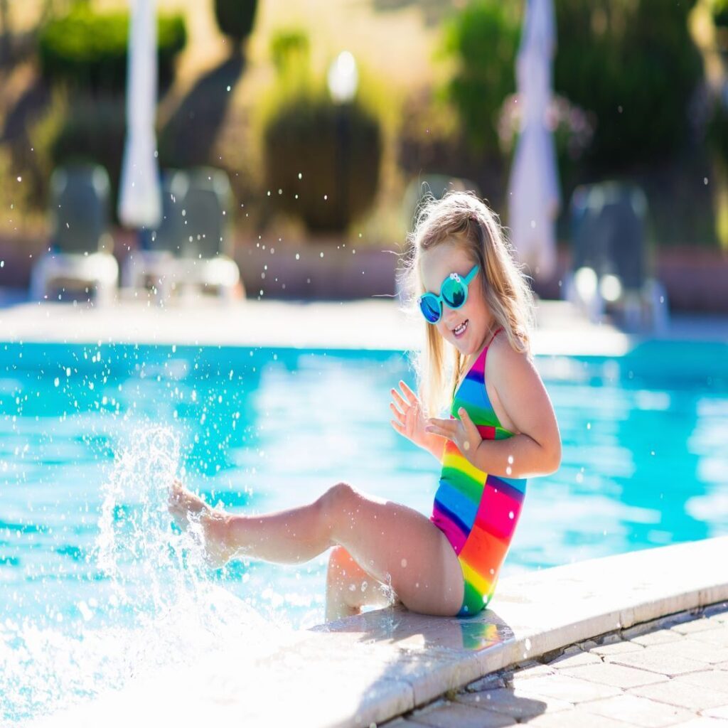 piscinas desbordantes para niños