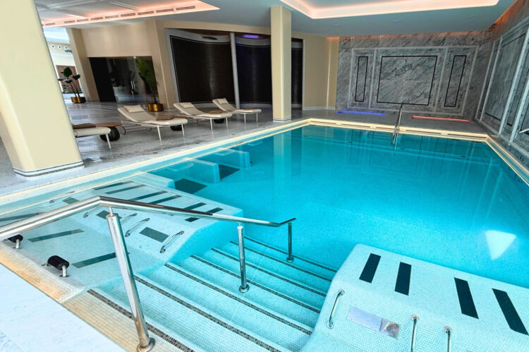 Luxury wellness circuit for ZEM Wellness Clinic by GodoPools
