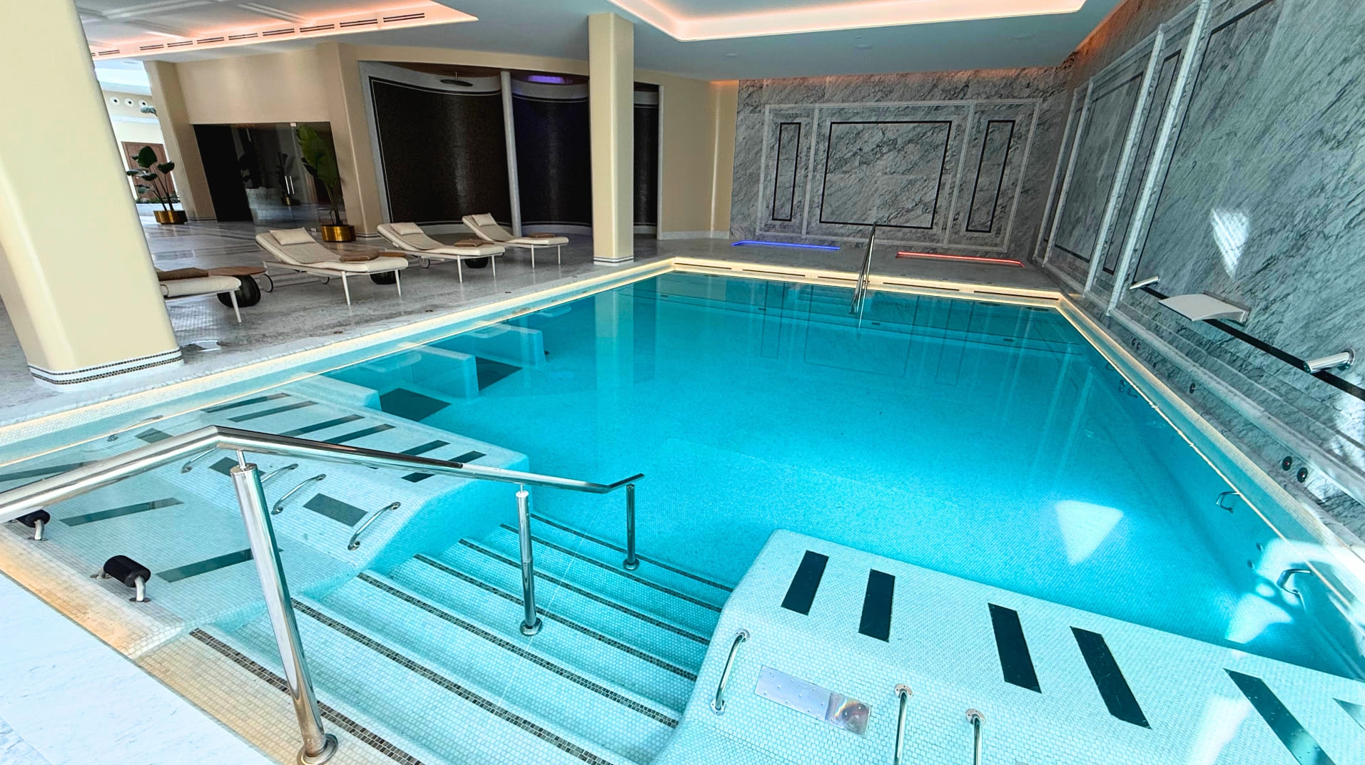 Luxury wellness circuit for ZEM Wellness Clinic by GodoPools