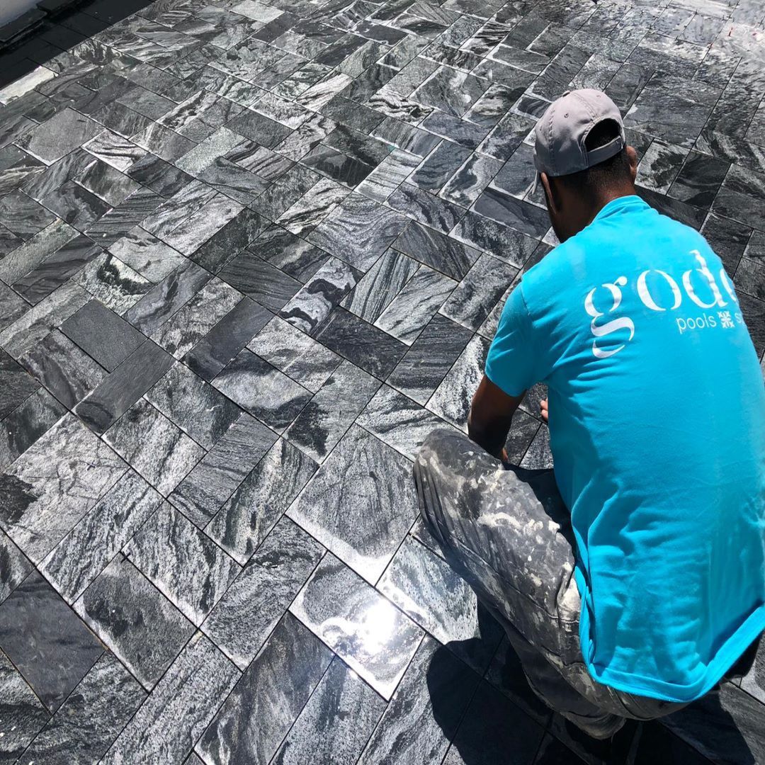 piedra negra para piscina