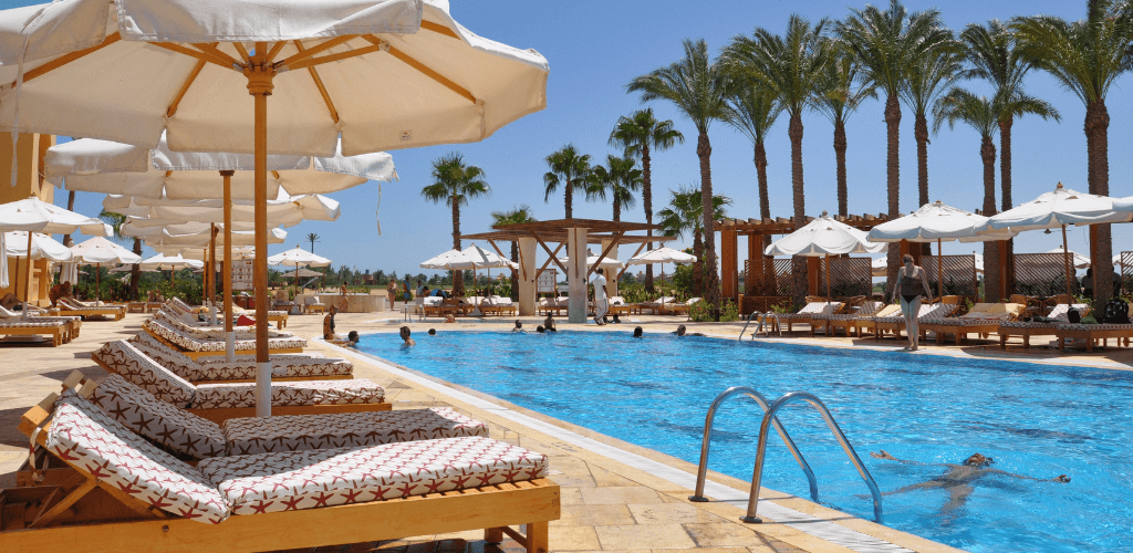 Traditional swimming pool purification